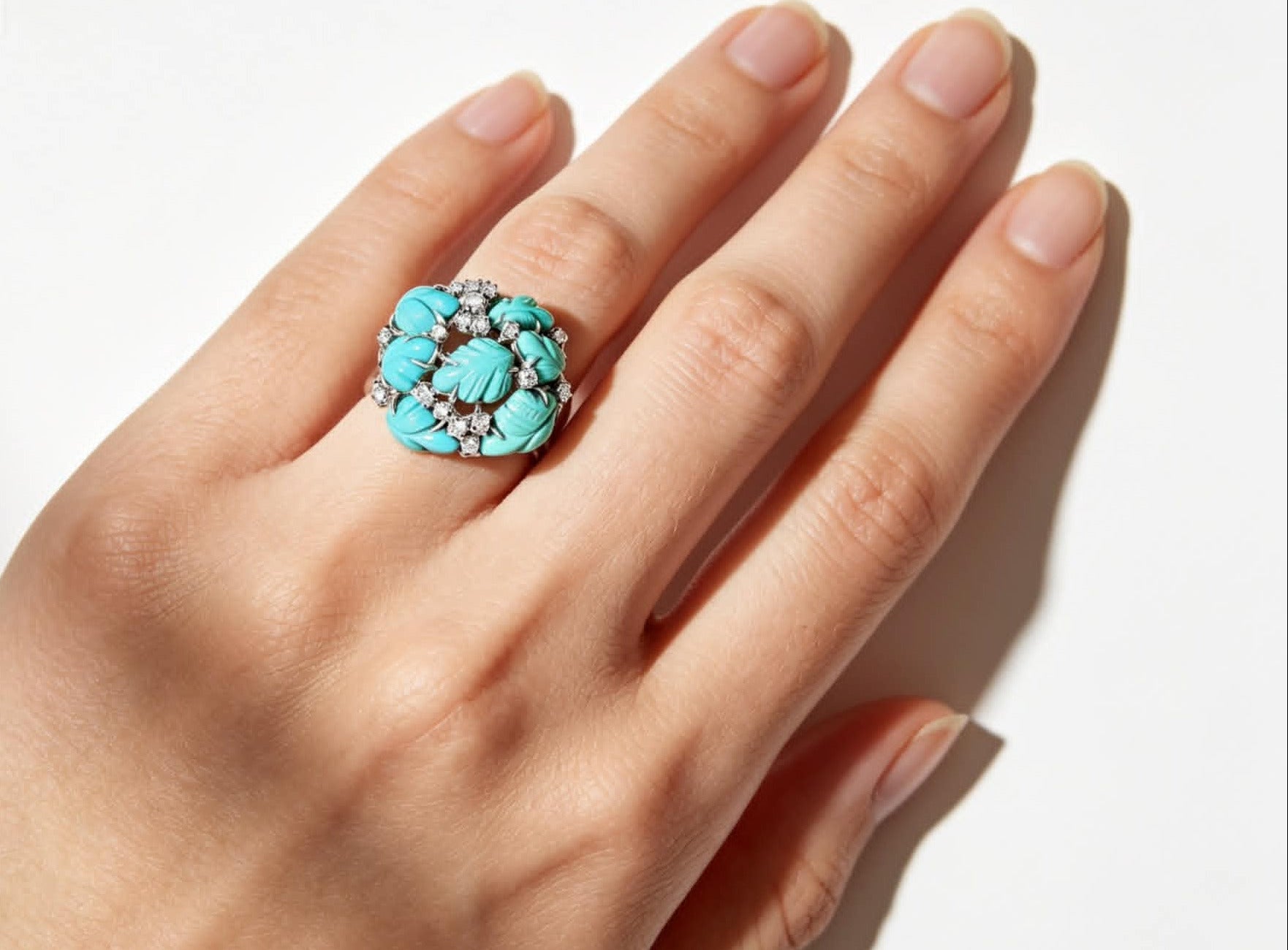 18K White Gold Turquoise and Diamond Carved Leaf Ring