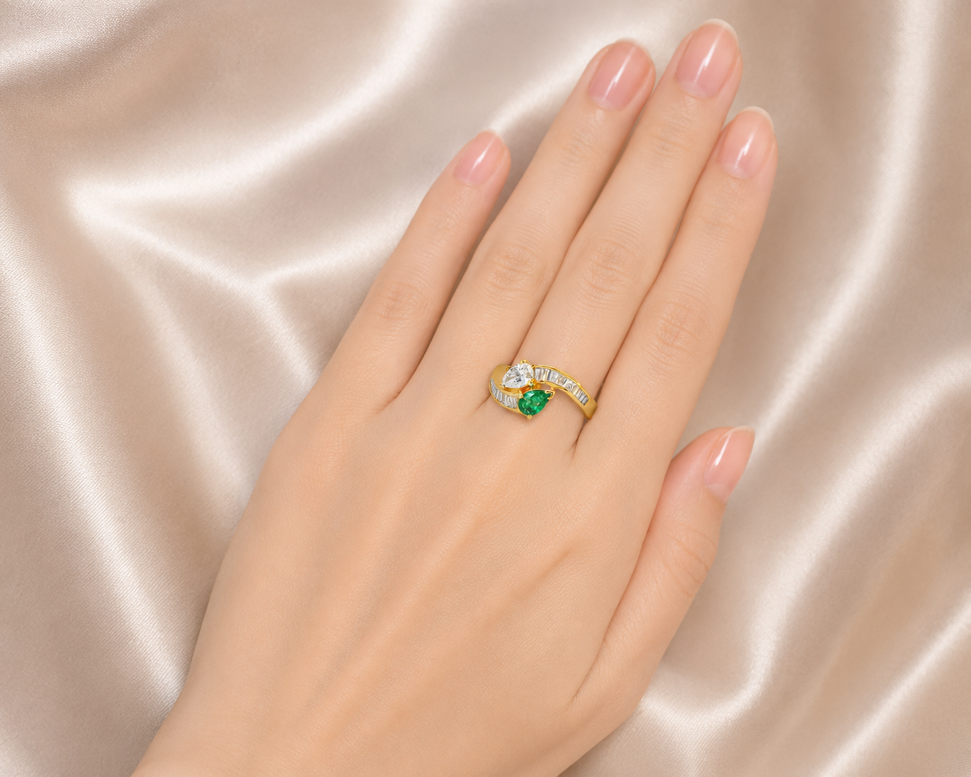 18K Yellow Gold Emerald and Diamond Ring
