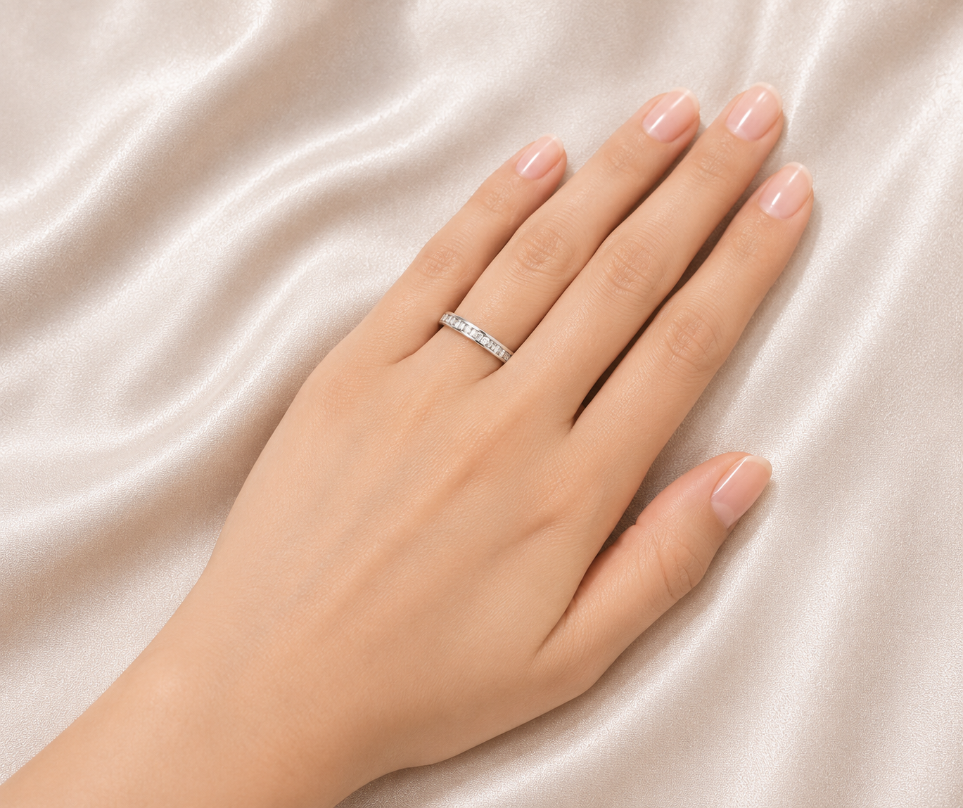 14K White Gold Baguette Diamond Wedding Band Estate Ring