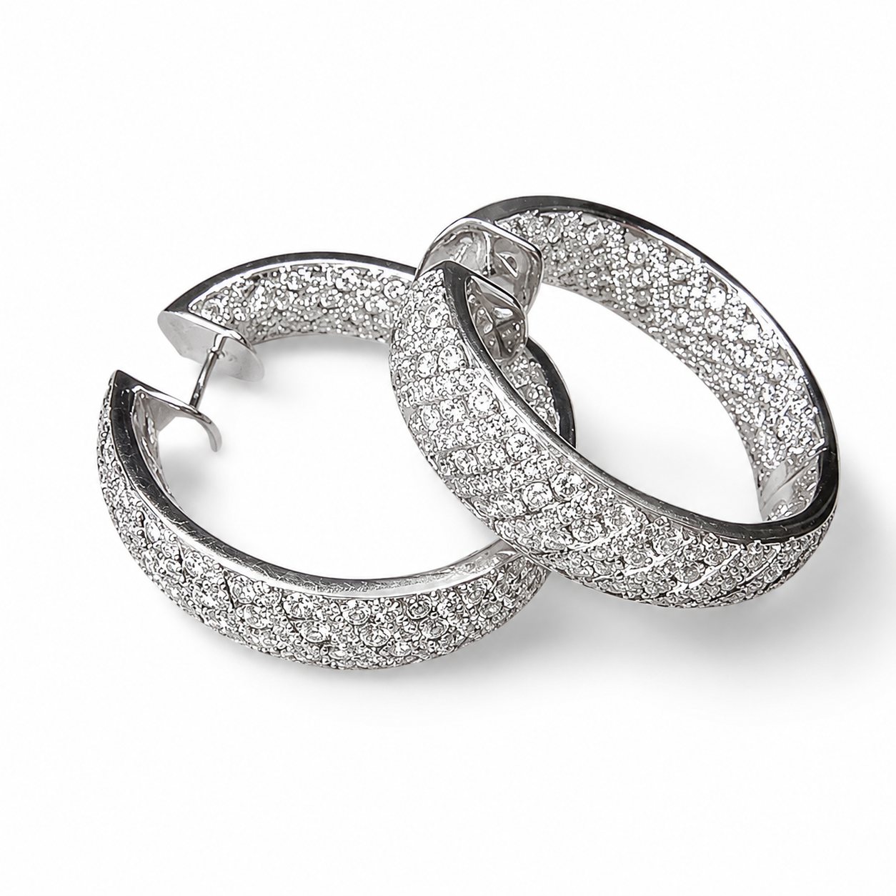 18K White Gold Odelia Diamond Hoop Earrings