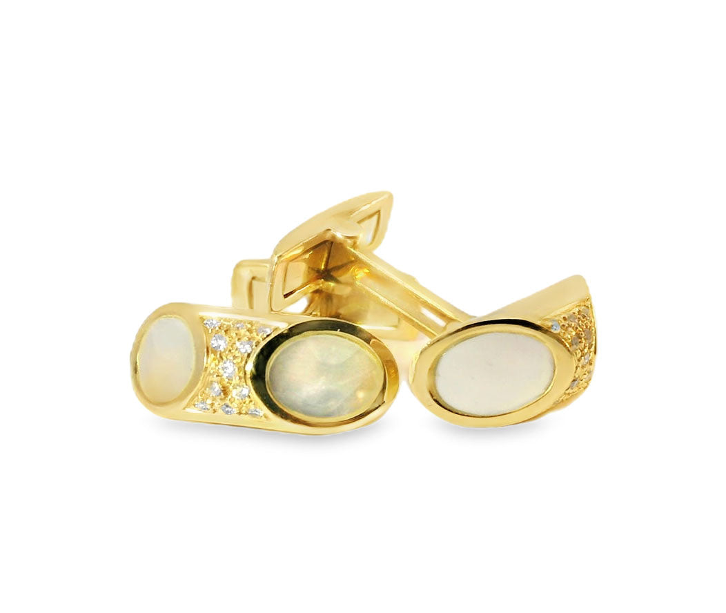 Wonderful Estate 14K Gold Mother of Pearl MOP Diamond Mens Designer Cufflinks