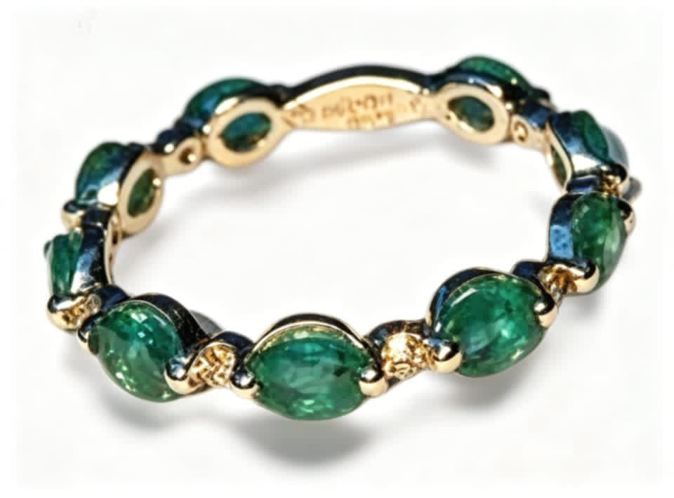 18K White Gold Emerald Diamond Eternity Ring Band