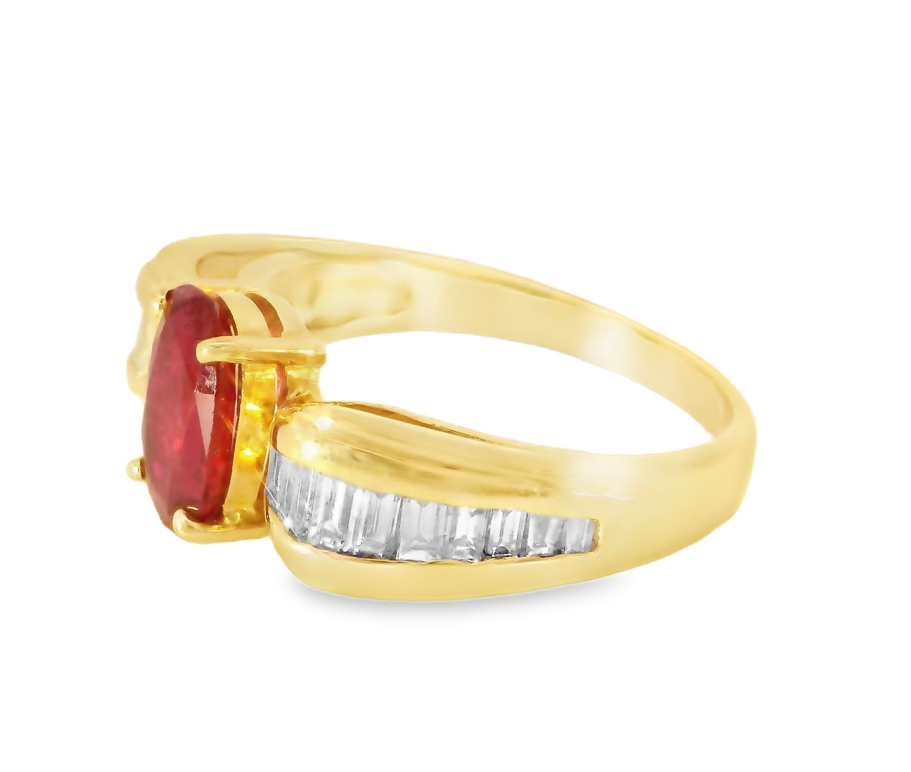 Magnificent Estate 14K Yellow Gold Solitaire Natural Ruby Diamond Ring - GGEMSonline