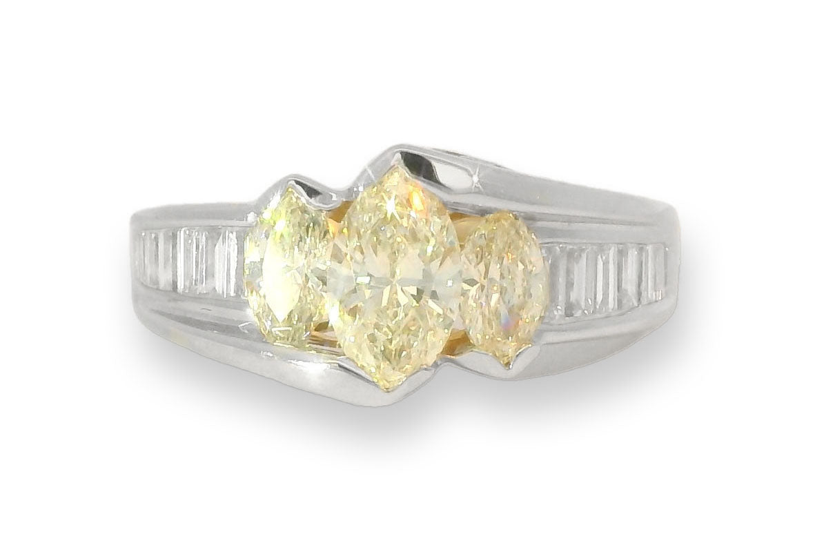 Rare 14K White Gold Yellow Diamond Three-Stone Engagement Anniversary Band Ring - GGEMSonline