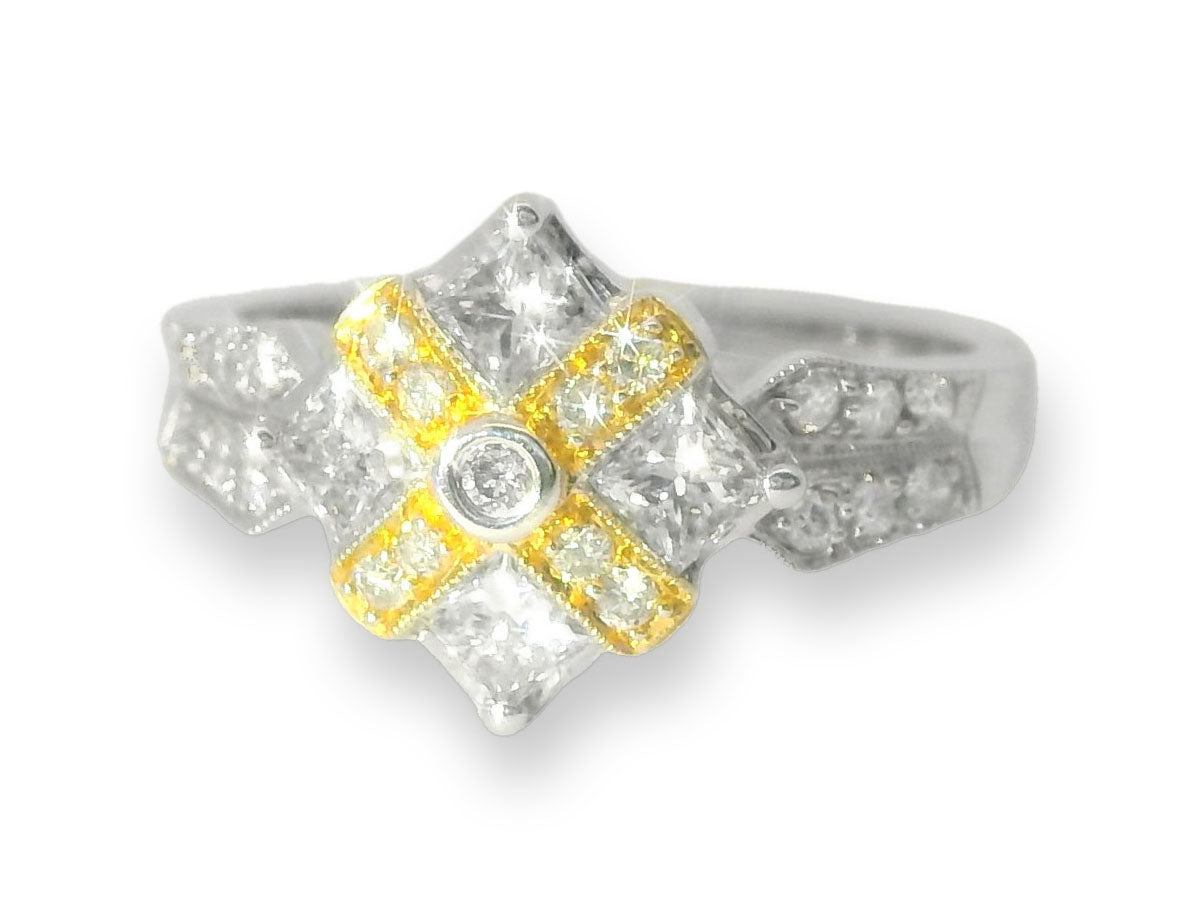 Beautiful Estate 14K White Gold Princess Diamond Band Ring - GGEMSonline