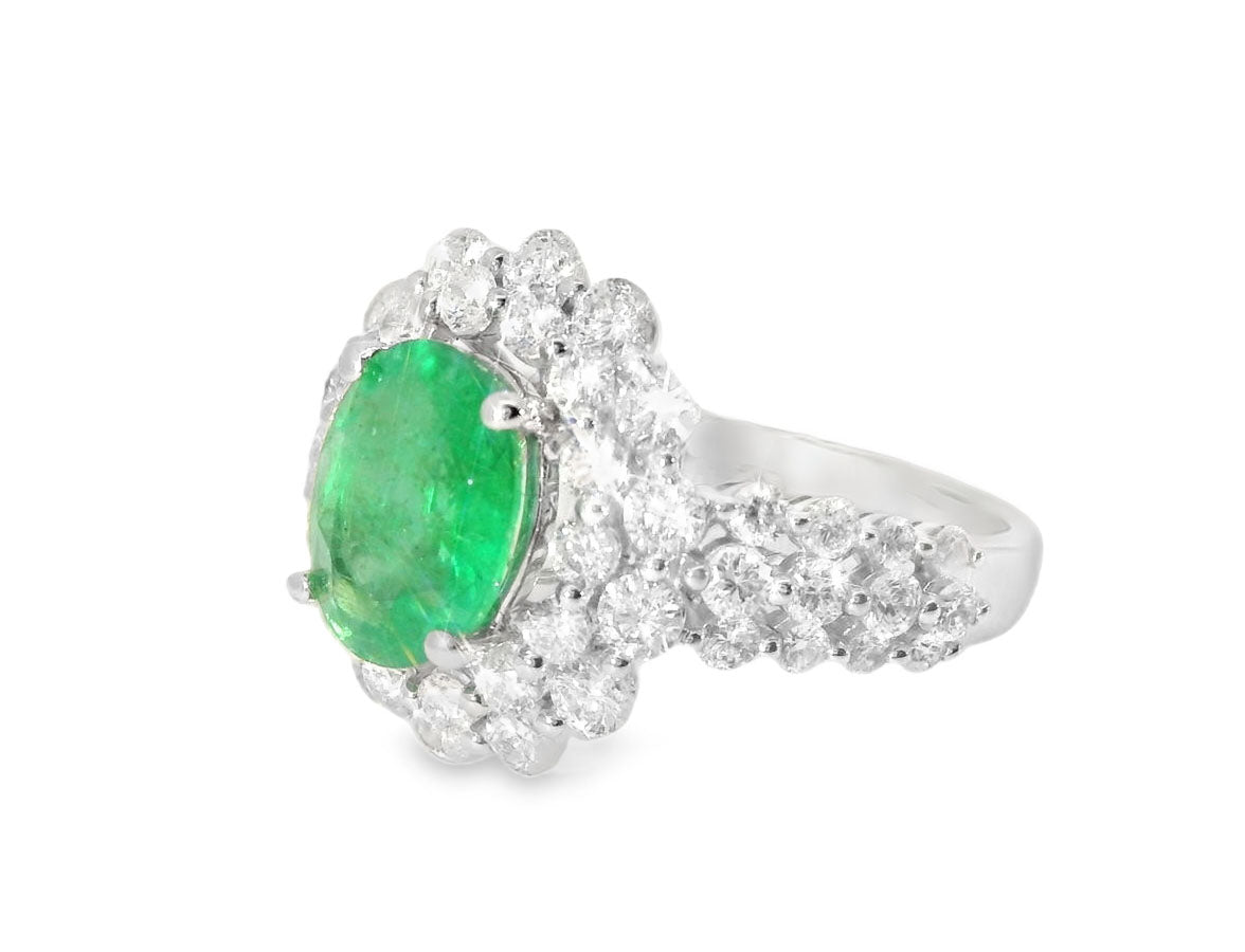 Stunning Estate 18K White Gold Solitaire Emerald Diamond Engagement Rich Ring - GGEMSonline