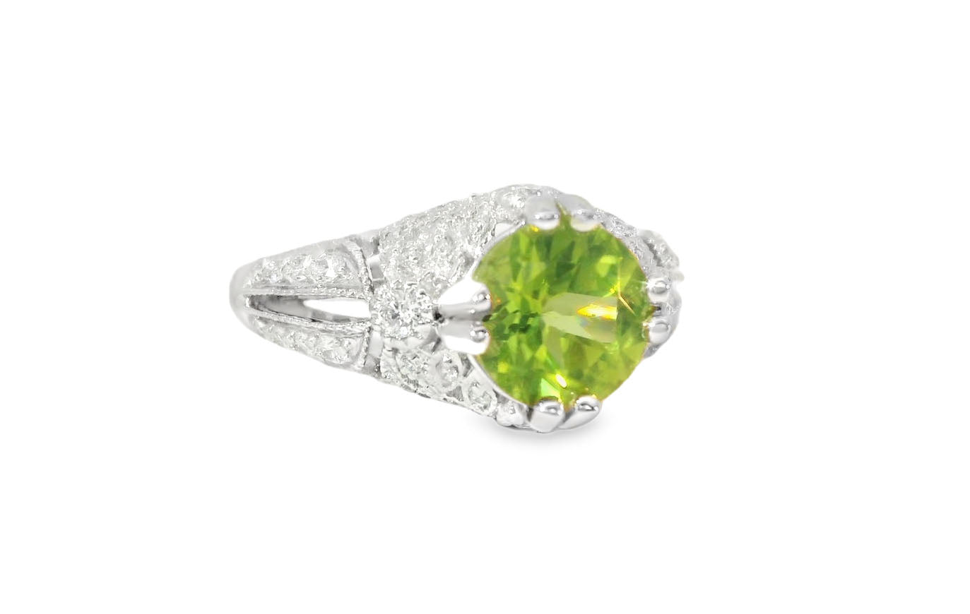 Gorgeous 18K White Gold Peridot Diamond Ring Band - GGEMSonline