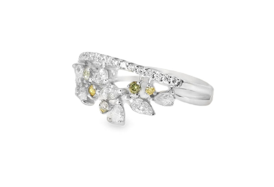 Elegant White Gold Diamond Ring with Floral Design - GGEMSonline