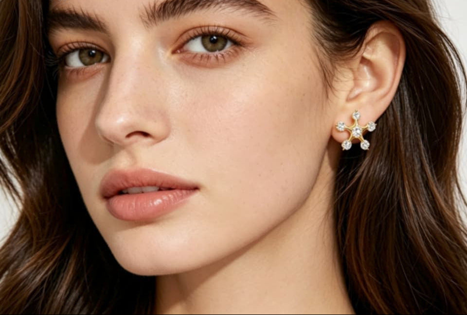18K Yellow Gold Diamond Star Stud Earrings