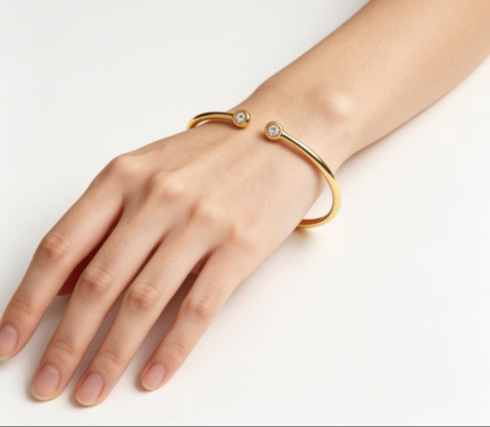 14K Yellow Gold Diamond Bangle Bracelet Estate