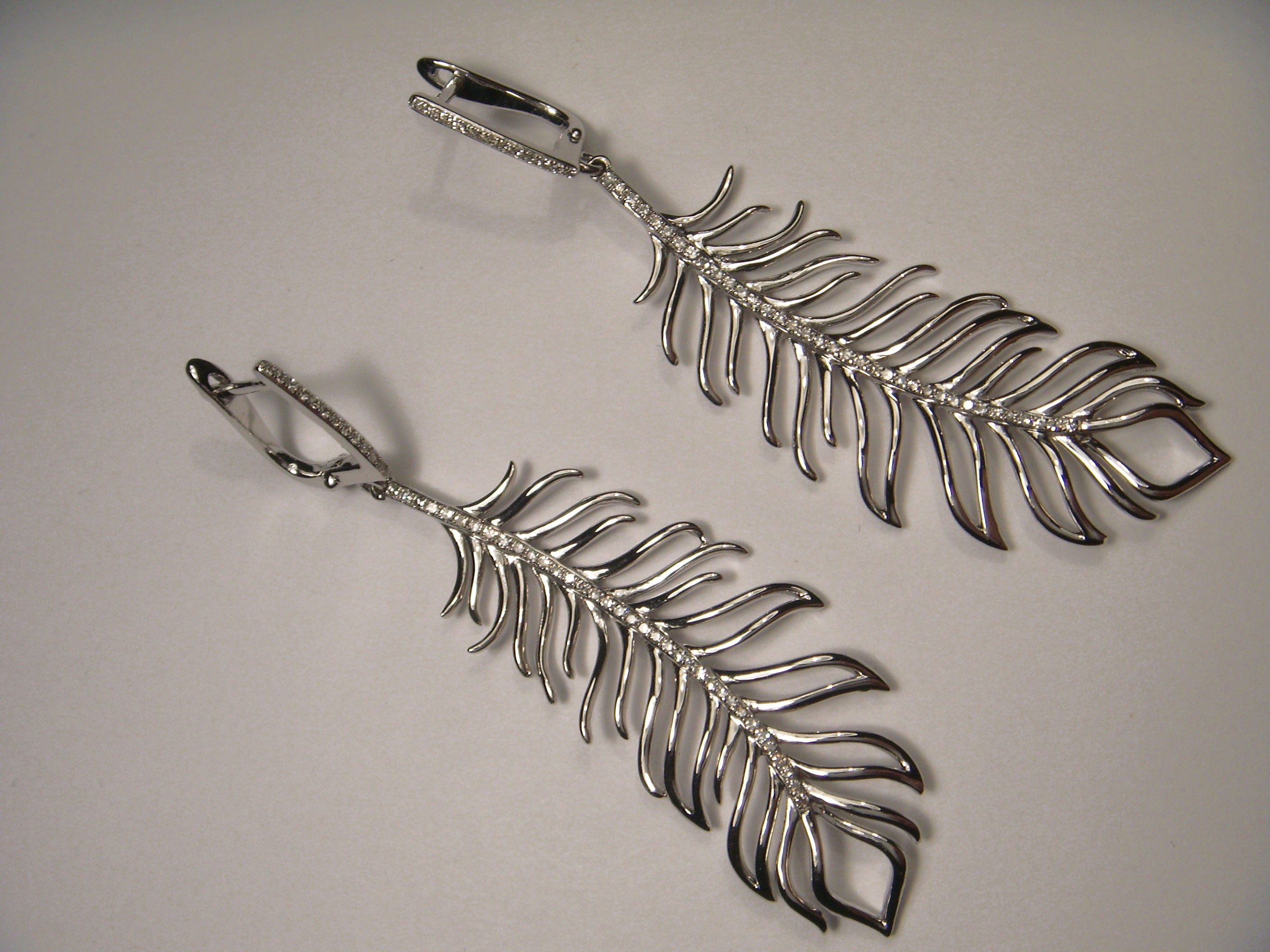 Fabulous 14K White Gold Diamond Designer Feather Dangle Drop Earrings - GGEMSonline