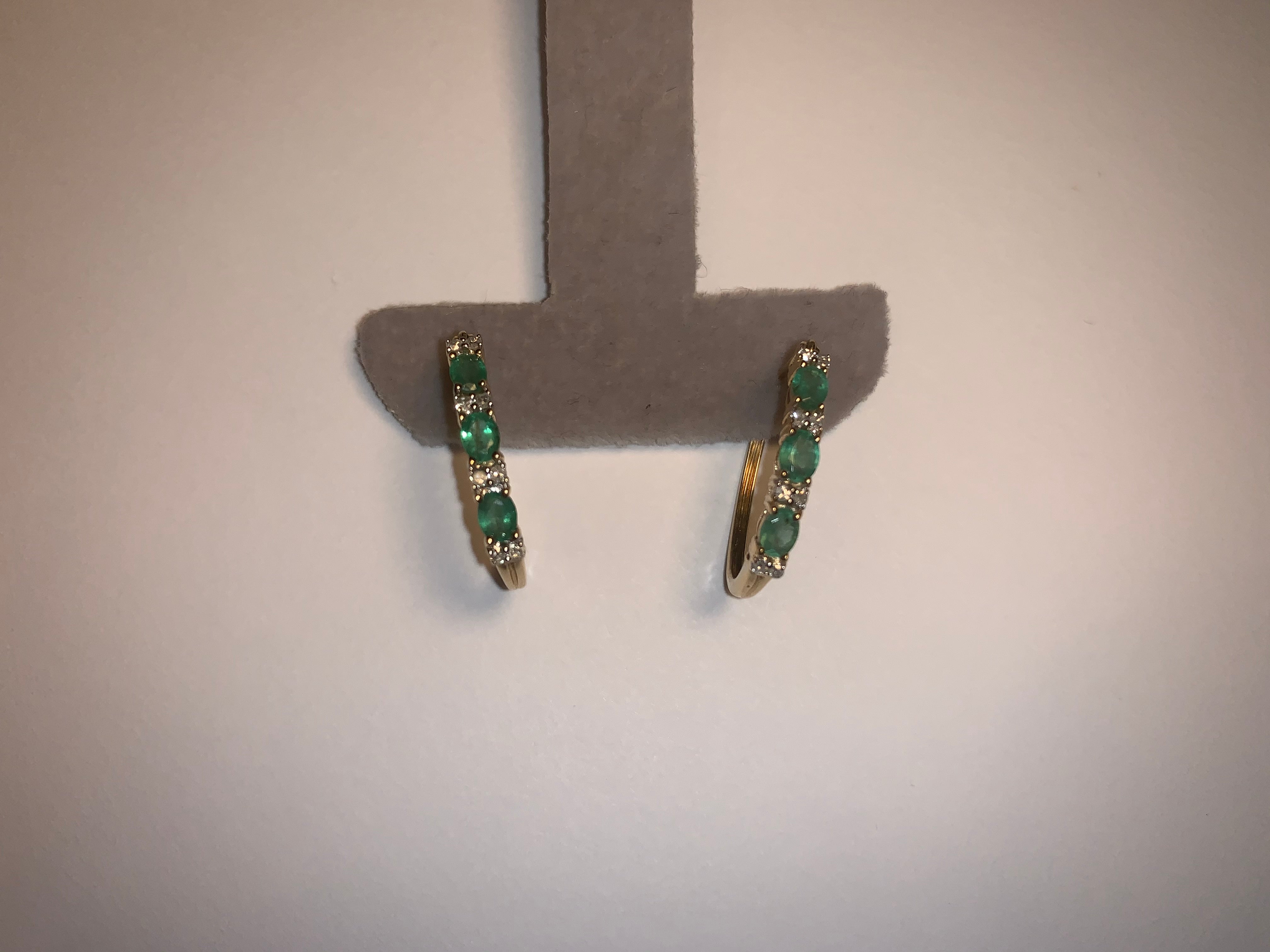 Beautiful Estate 14K White Gold Emerald Diamond Hoop Hoops Earrings - GGEMSonline