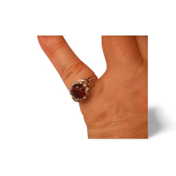 Beautiful Antique 18K White Gold Platinum Garnet Diamond Handmade Ring - GGEMSonline